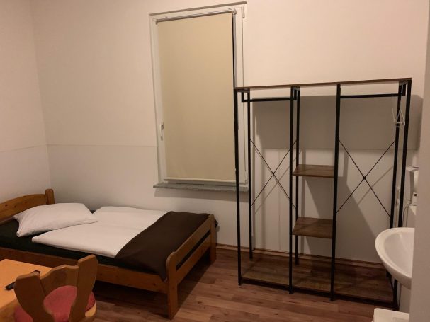 Monteurzimmer in der Pension Linde Stuttgart-Untertürkheim
